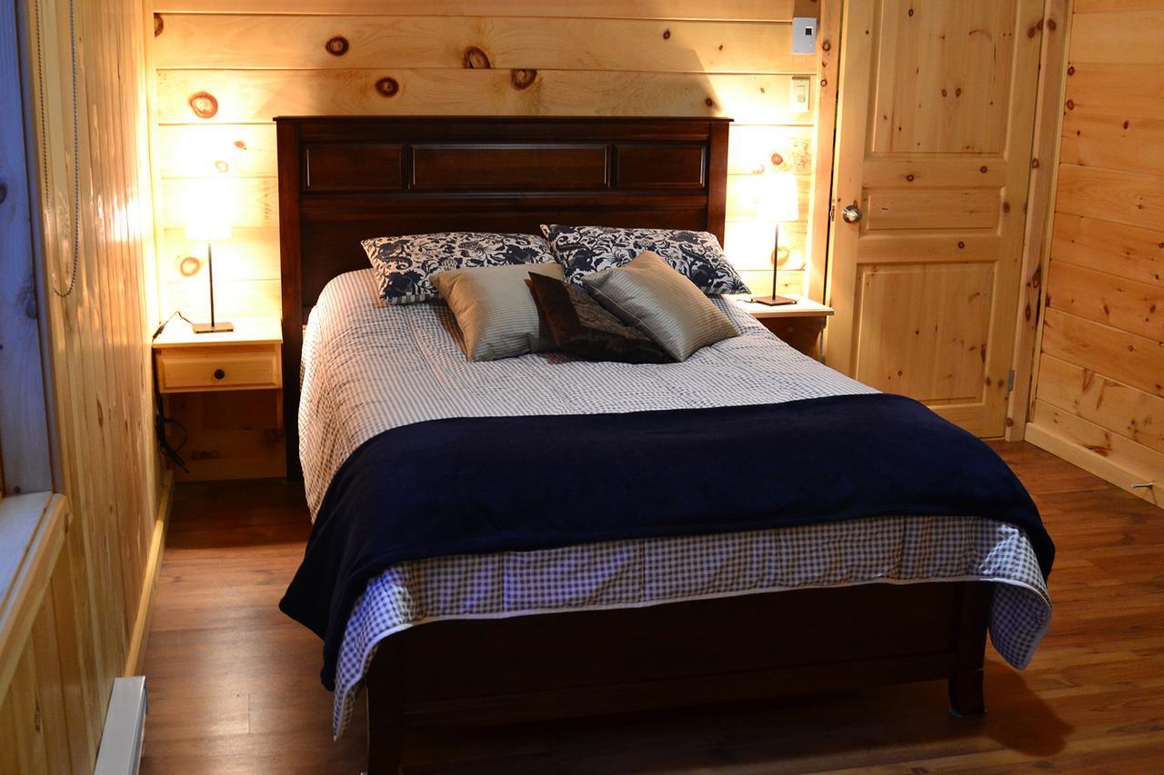 Les Chalets Du Lac Serein Saint Ludger de Milot Екстериор снимка
